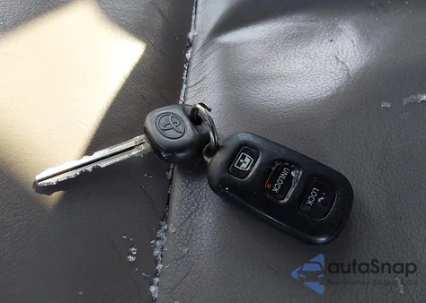 2007 Toyota Sequoia Limited V8 из США, поврежденный, VIN 5TDBT48A37S291699